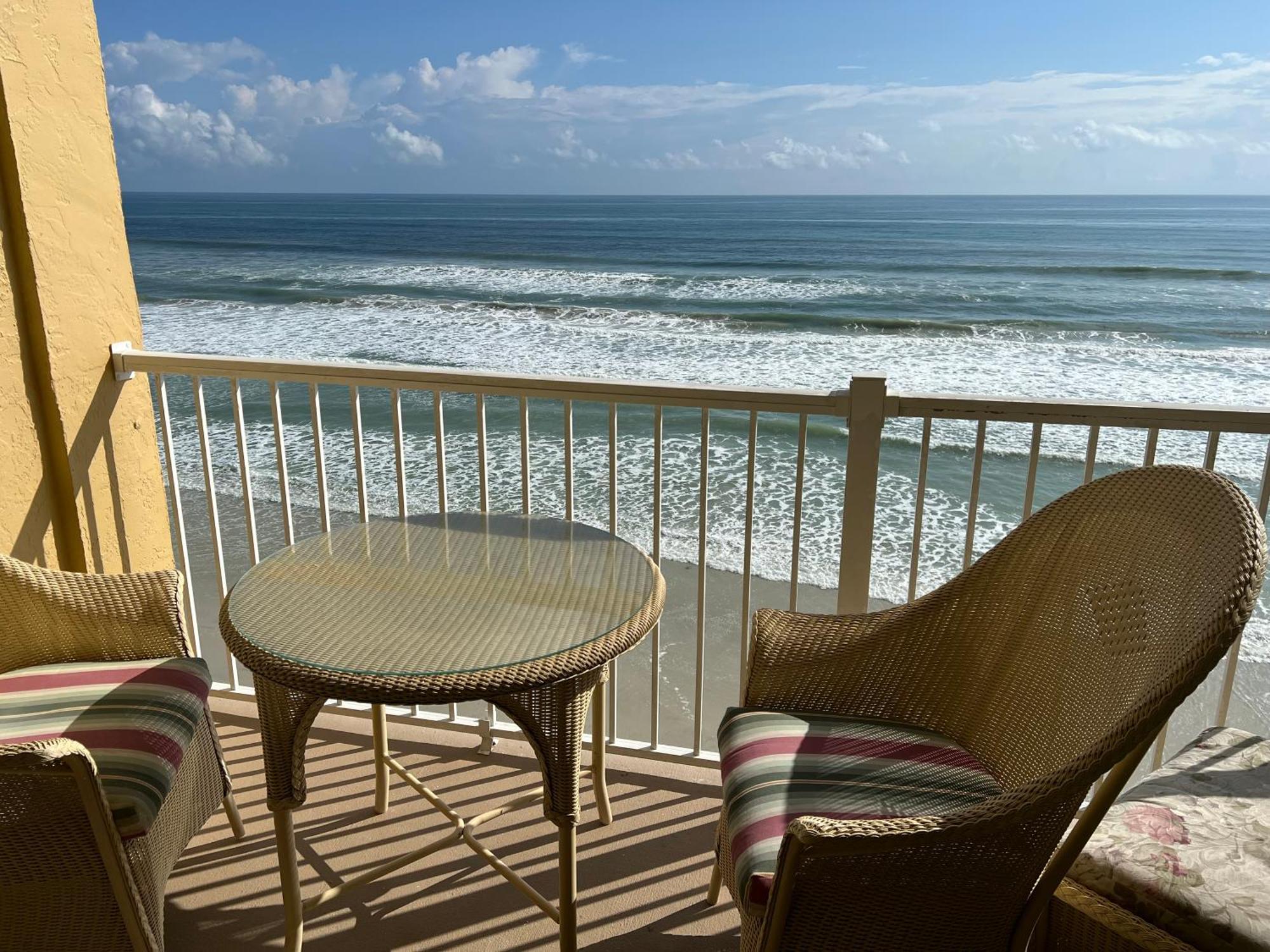 Ponce De Leon Towers Apartment New Smyrna Beach Exterior photo